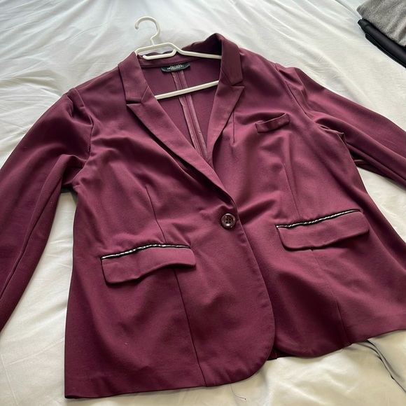 Burgundy Blazer with Black Trim - Picture 1 of 4